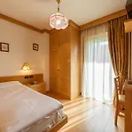 Dolomiten Irma Hotel