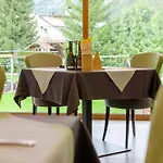 Dolomiten Irma Canazei