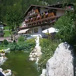 Dolomiten Irma Hotel
