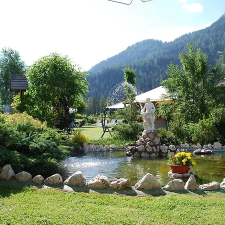 Dolomiten Irma Отель Канацеи