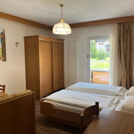 Hotel Dolomiten Irma 3*
