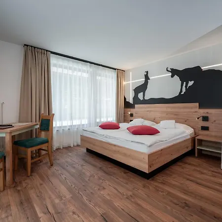 Dolomiten Irma Canazei