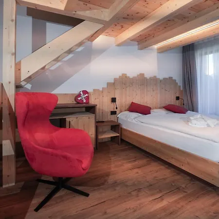 Dolomiten Irma 3* Канацеи