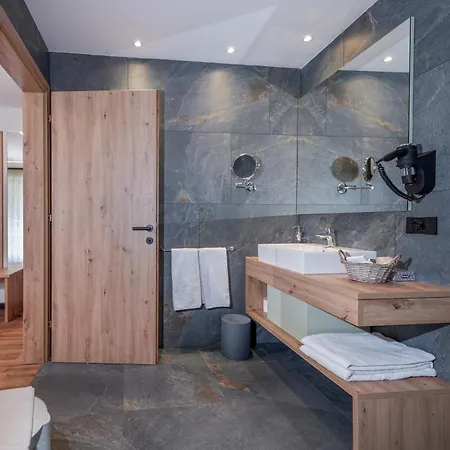 Hotel Dolomiten Irma