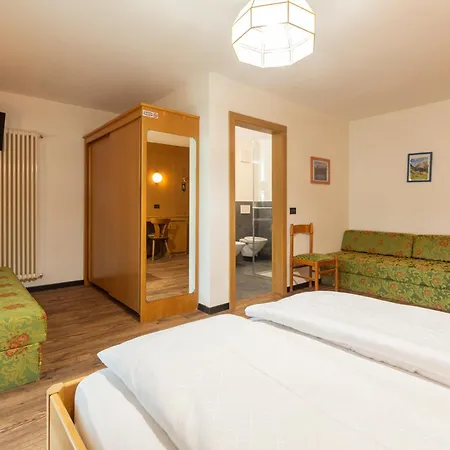 Hotel Dolomiten Irma 3*