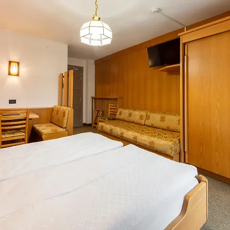 Dolomiten Irma Hotell Canazei