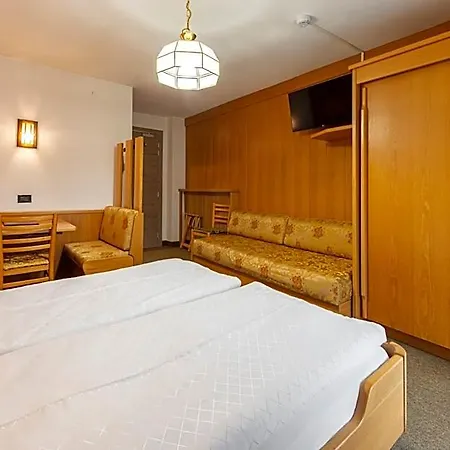 Dolomiten Irma Hotel