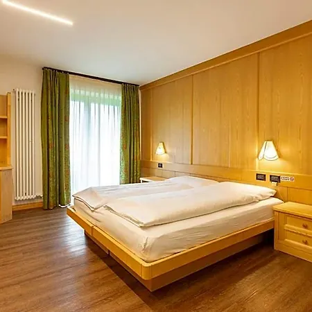 Dolomiten Irma فندق 3*