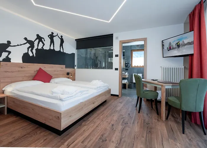 Hotel Dolomiten Irma 3*